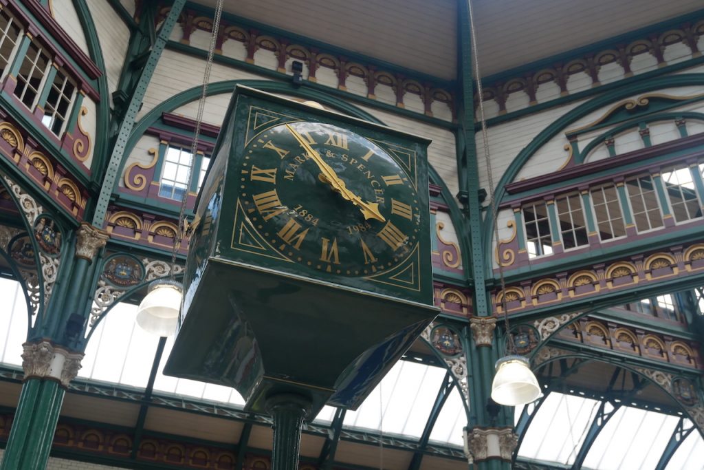 Clock in Leeds arcade