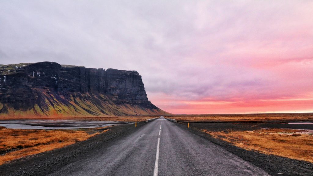 5 Reasons to Visit Iceland in the Summer