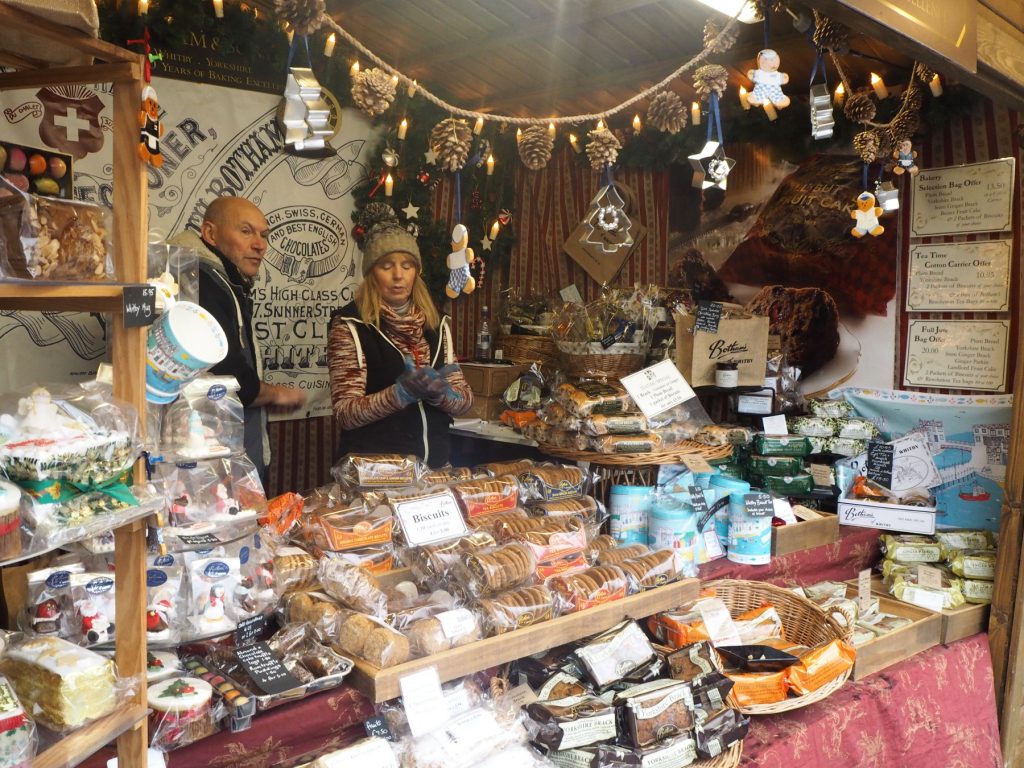 Chatsworth Christmas Market, all you need to know.  Derbyshire