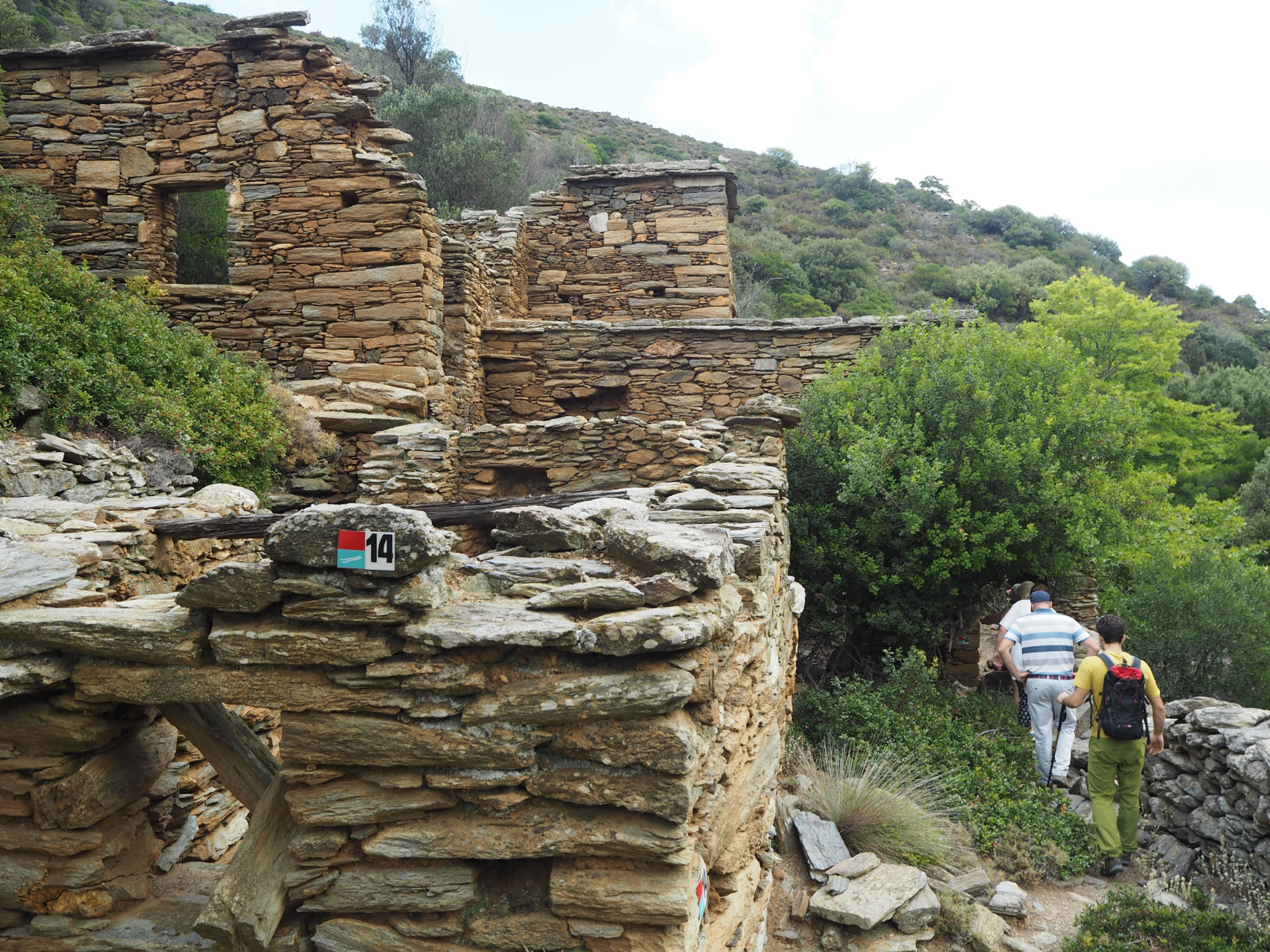 Hiking in Andros - WATERMILLS OF FROUSSEOI - Route 14