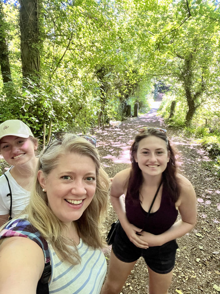 sisters on a walk - Cheap days out from Matlock for under £40