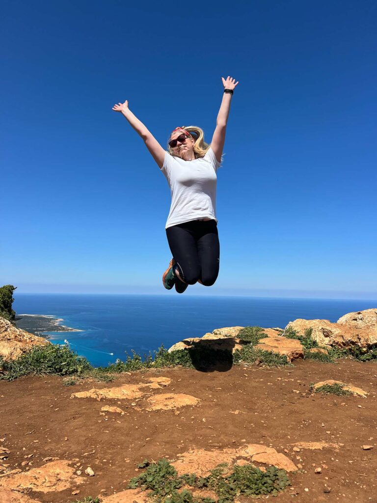 Work remotely and travel the world like a pro