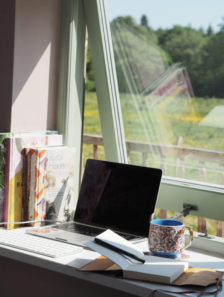 The best writing retreat at Starcroft Cabins